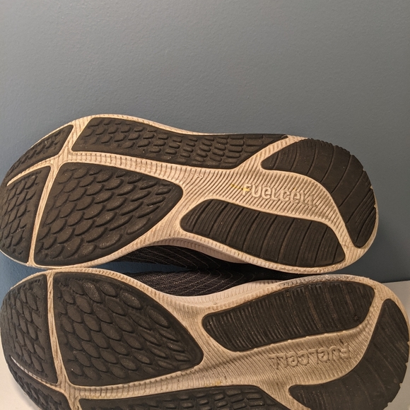 New Balance Fuelcell Propel in Dark Grey size 10 - Picture 6 of 7